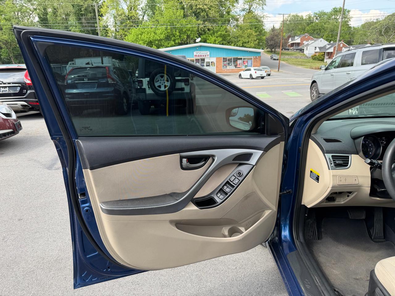 Hyundai Elantra SE 2016