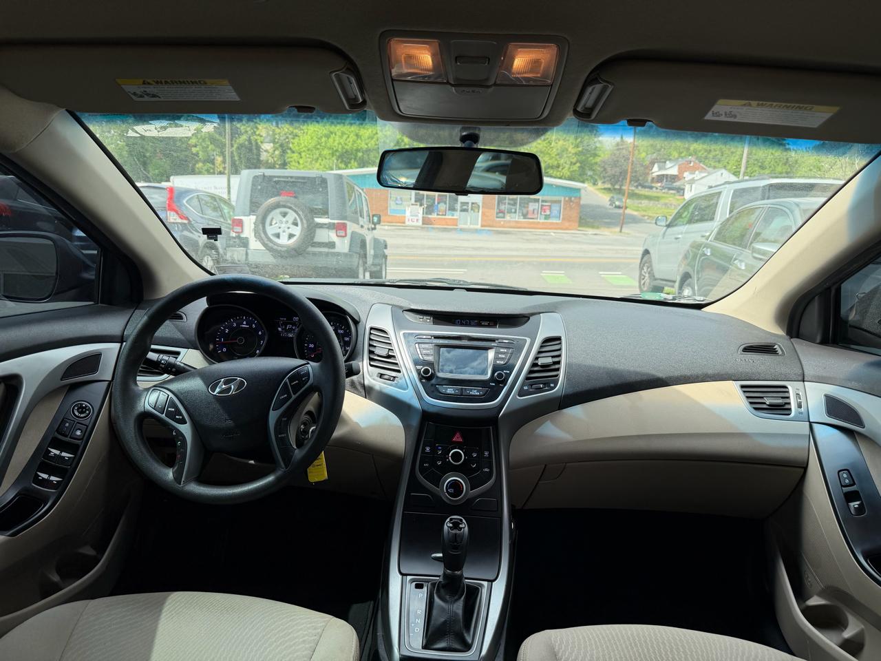 Hyundai Elantra SE 2016