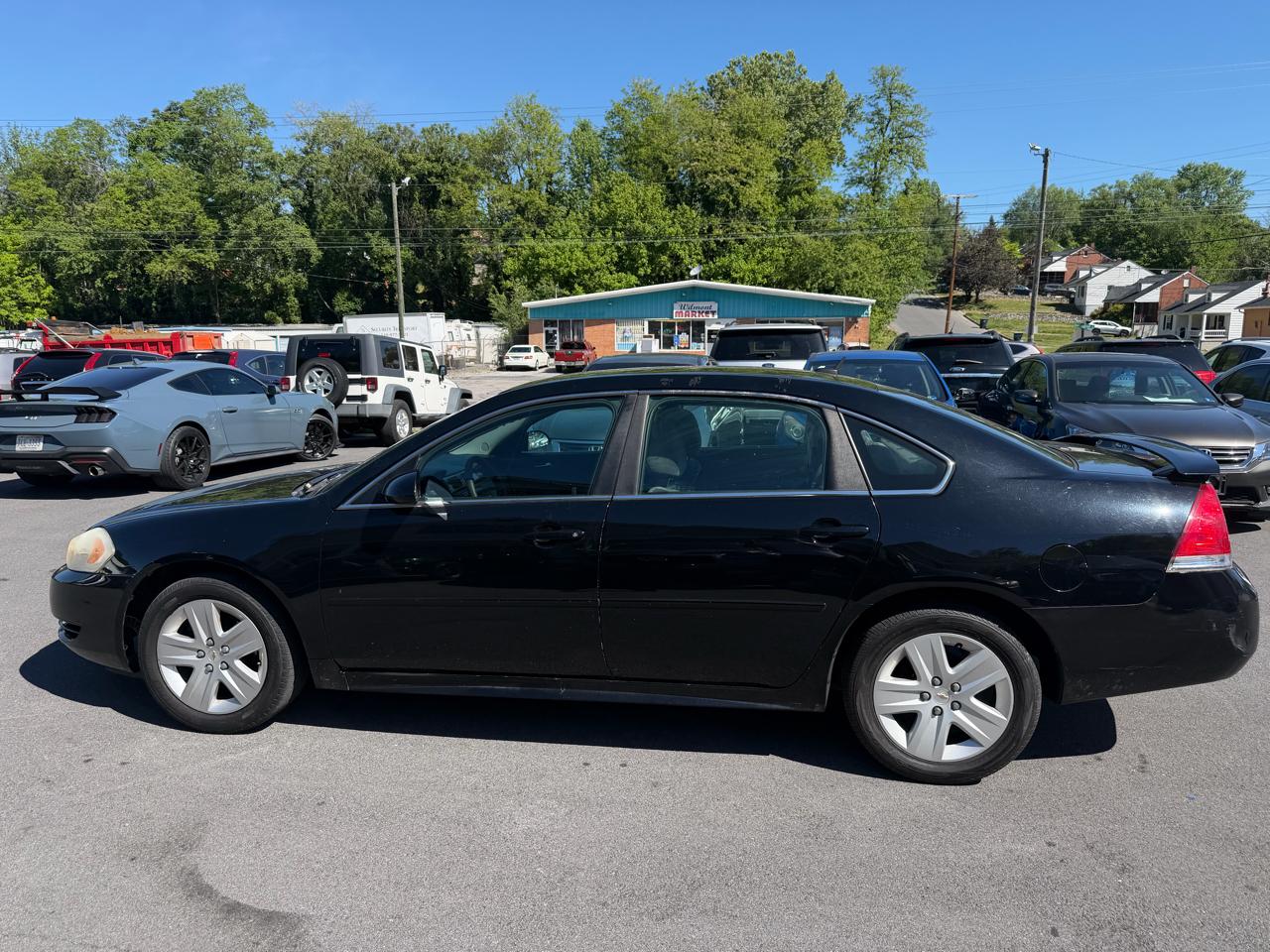 Chevrolet Impala 4dr Sdn LS 2010