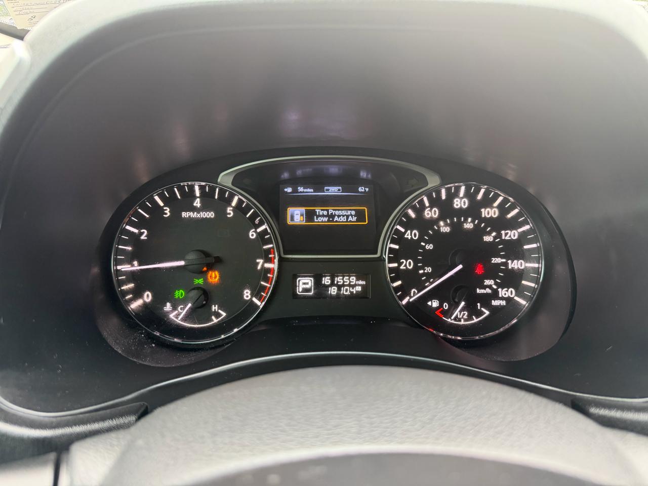 Nissan Pathfinder 4WD 4dr SV 2013