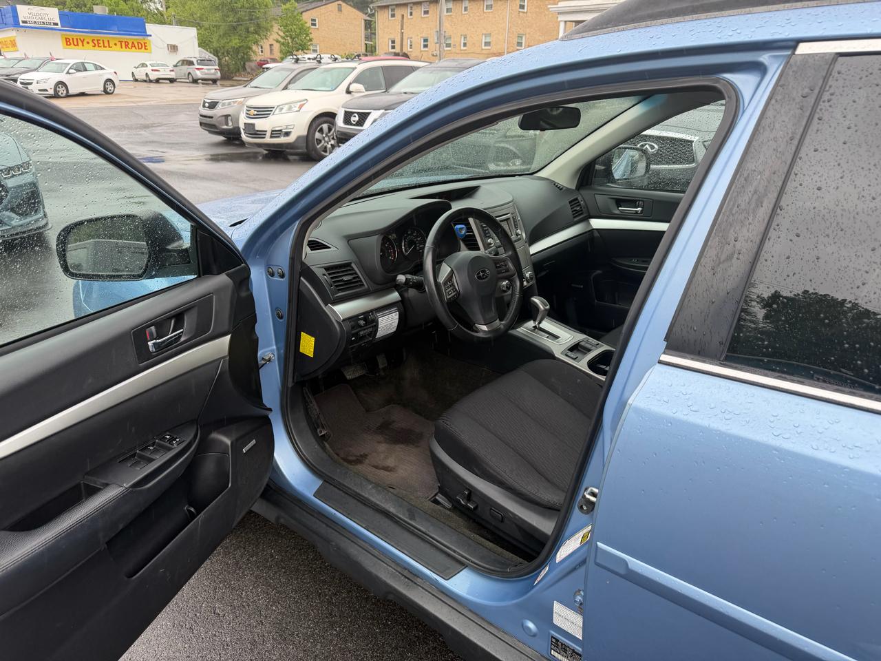 Subaru Outback 2.5i Premium 2012