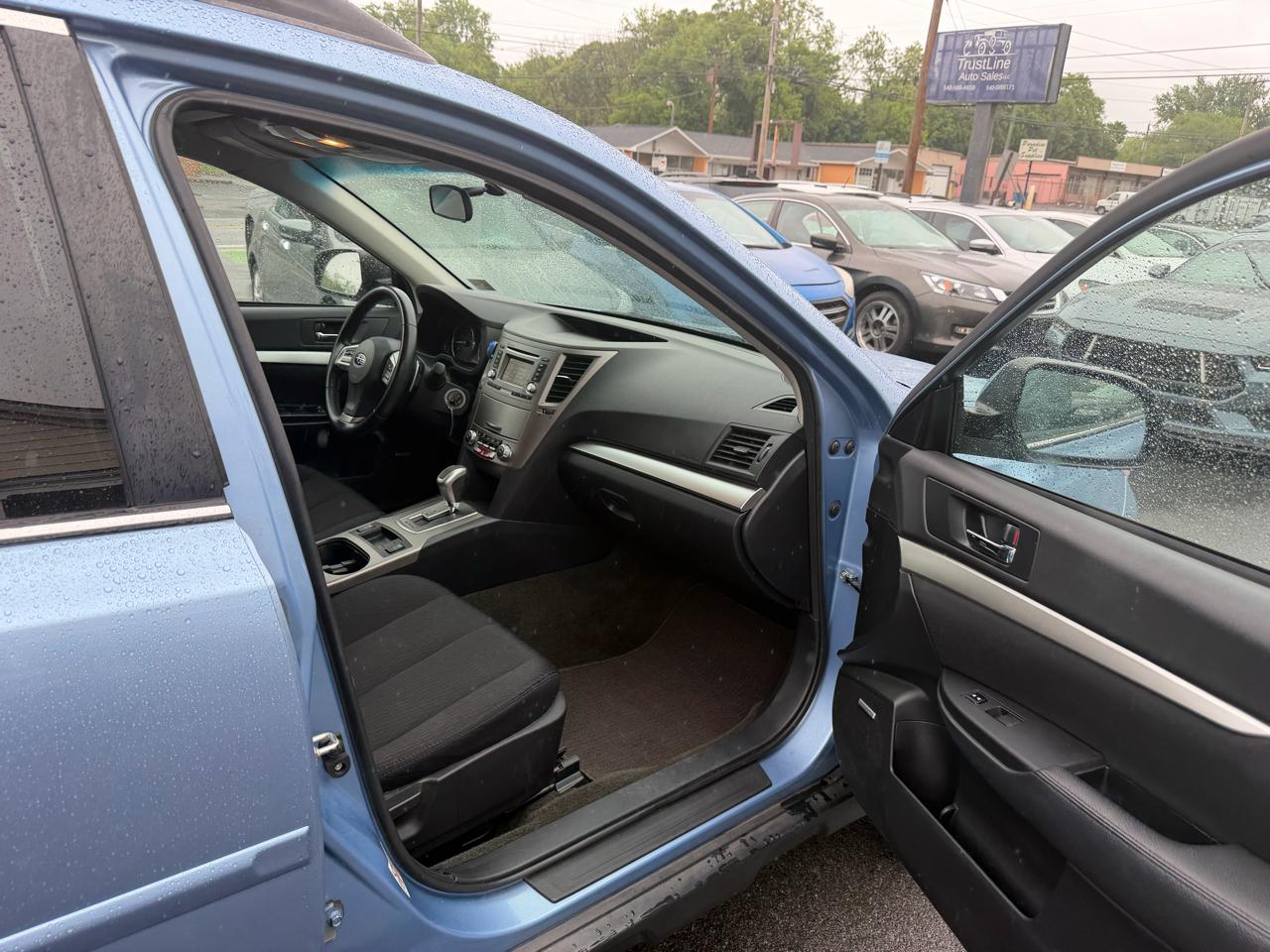 Subaru Outback 2.5i Premium 2012