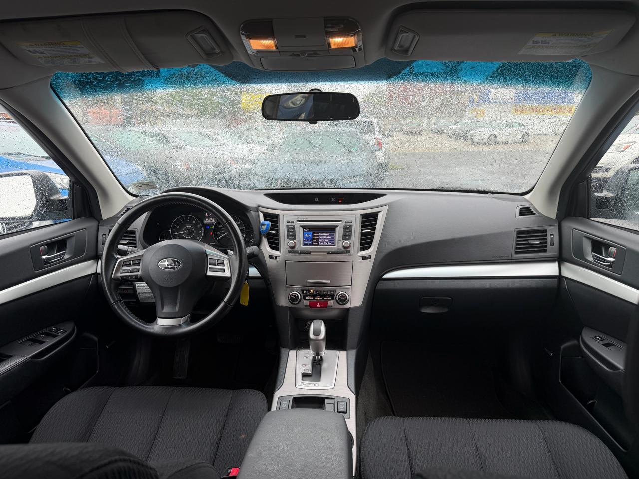 Subaru Outback 2.5i Premium 2012