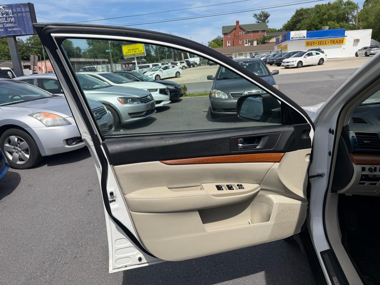 Subaru Outback 2.5i Limited 2013