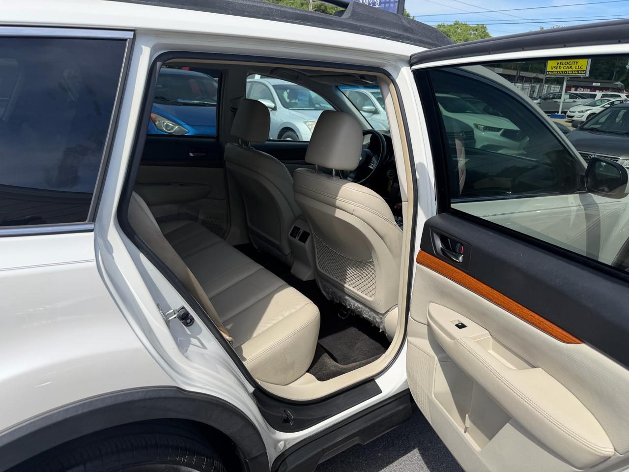 Subaru Outback 2.5i Limited 2013