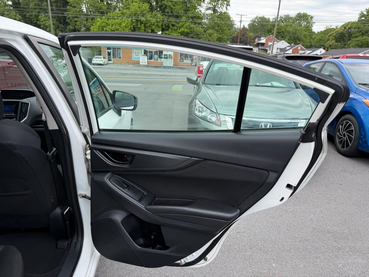 Subaru Impreza 2.0i 4-Door 2019