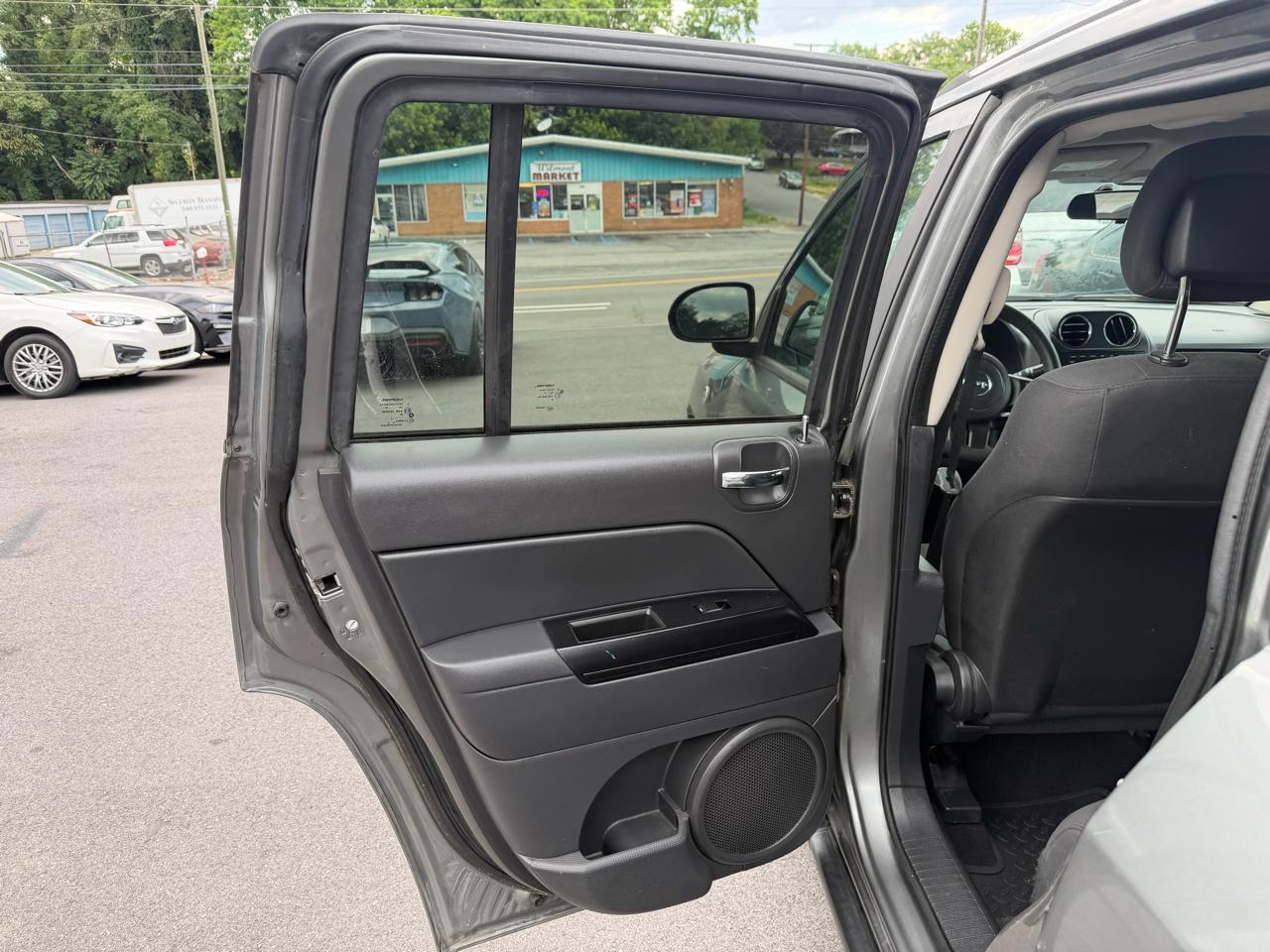 Jeep Compass Sport 4WD 2011