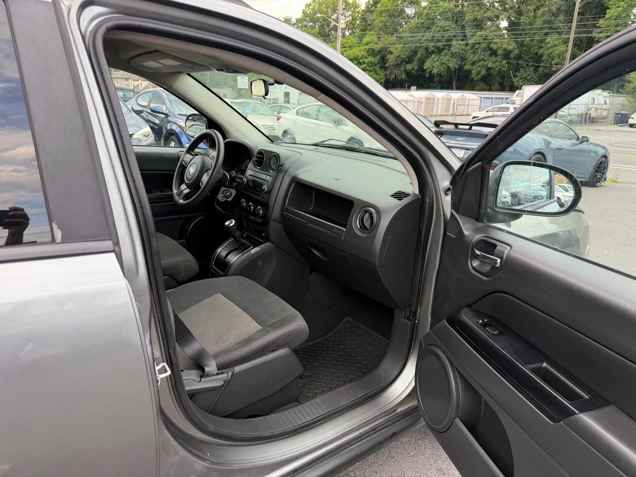 Jeep Compass Sport 4WD 2011