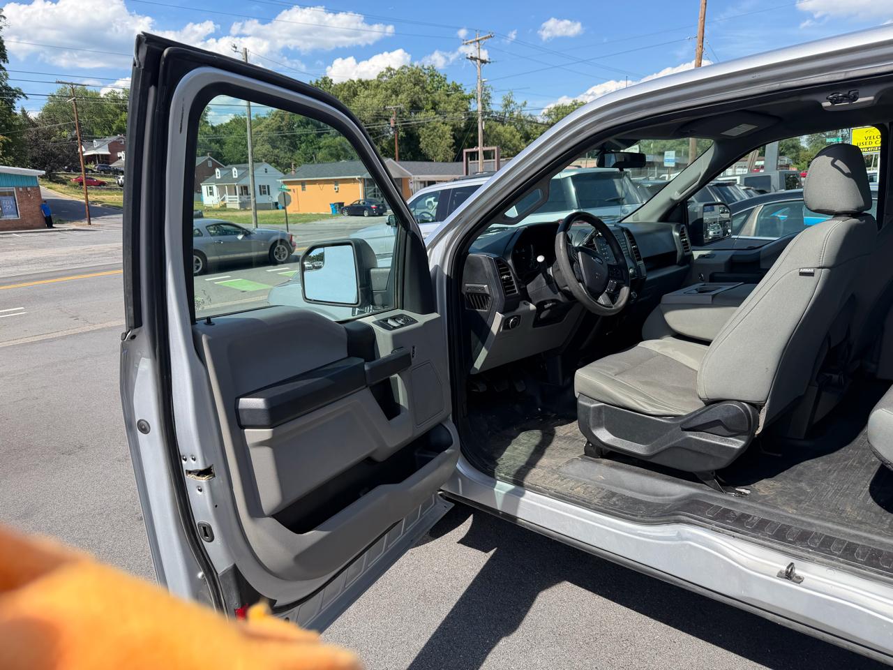 Ford F150 XL Supercab 4WD 2017