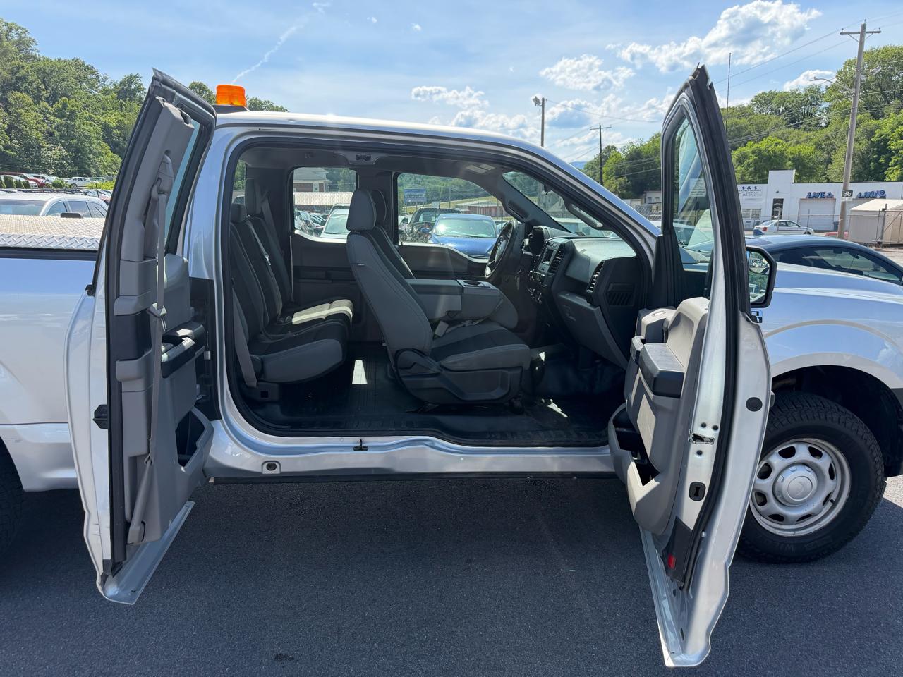 Ford F150 XL Supercab 4WD 2017