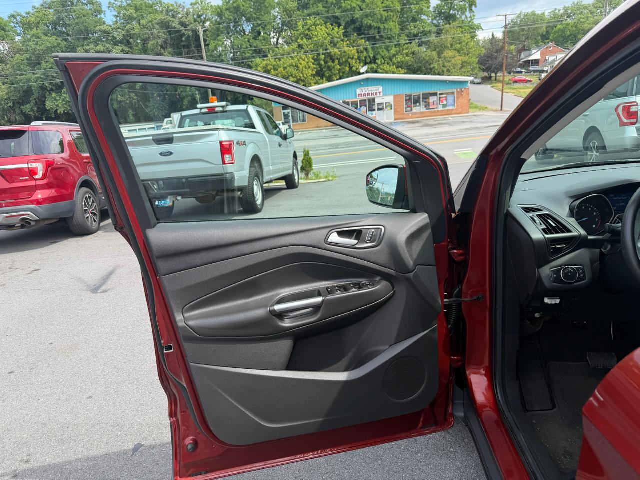 Ford Escape SE FWD 2015