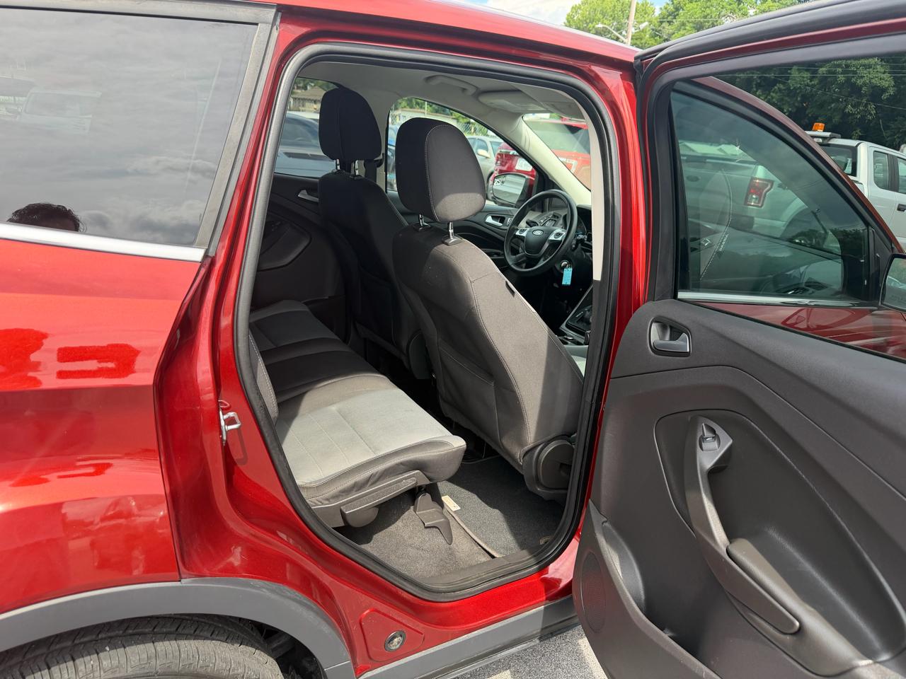 Ford Escape SE FWD 2015