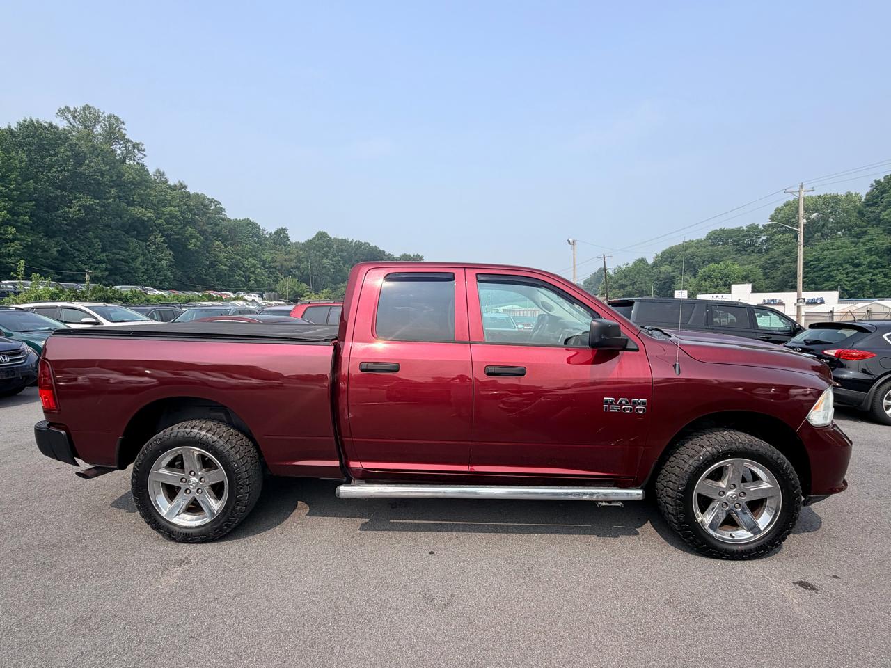 RAM 1500 Tradesman 4x4 Quad Cab 6'4" Box 2018