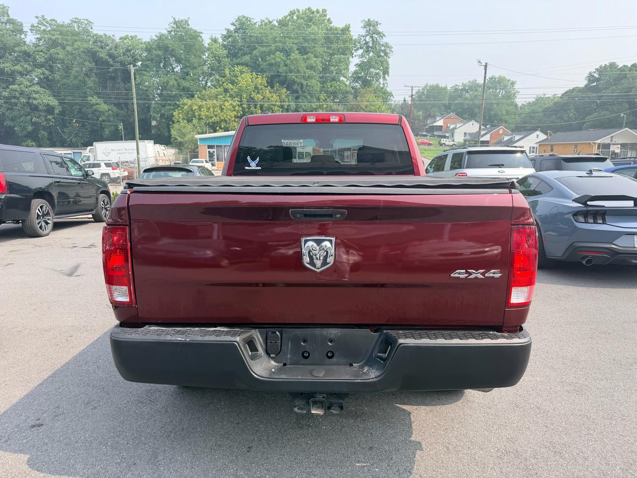 RAM 1500 Tradesman 4x4 Quad Cab 6'4" Box 2018