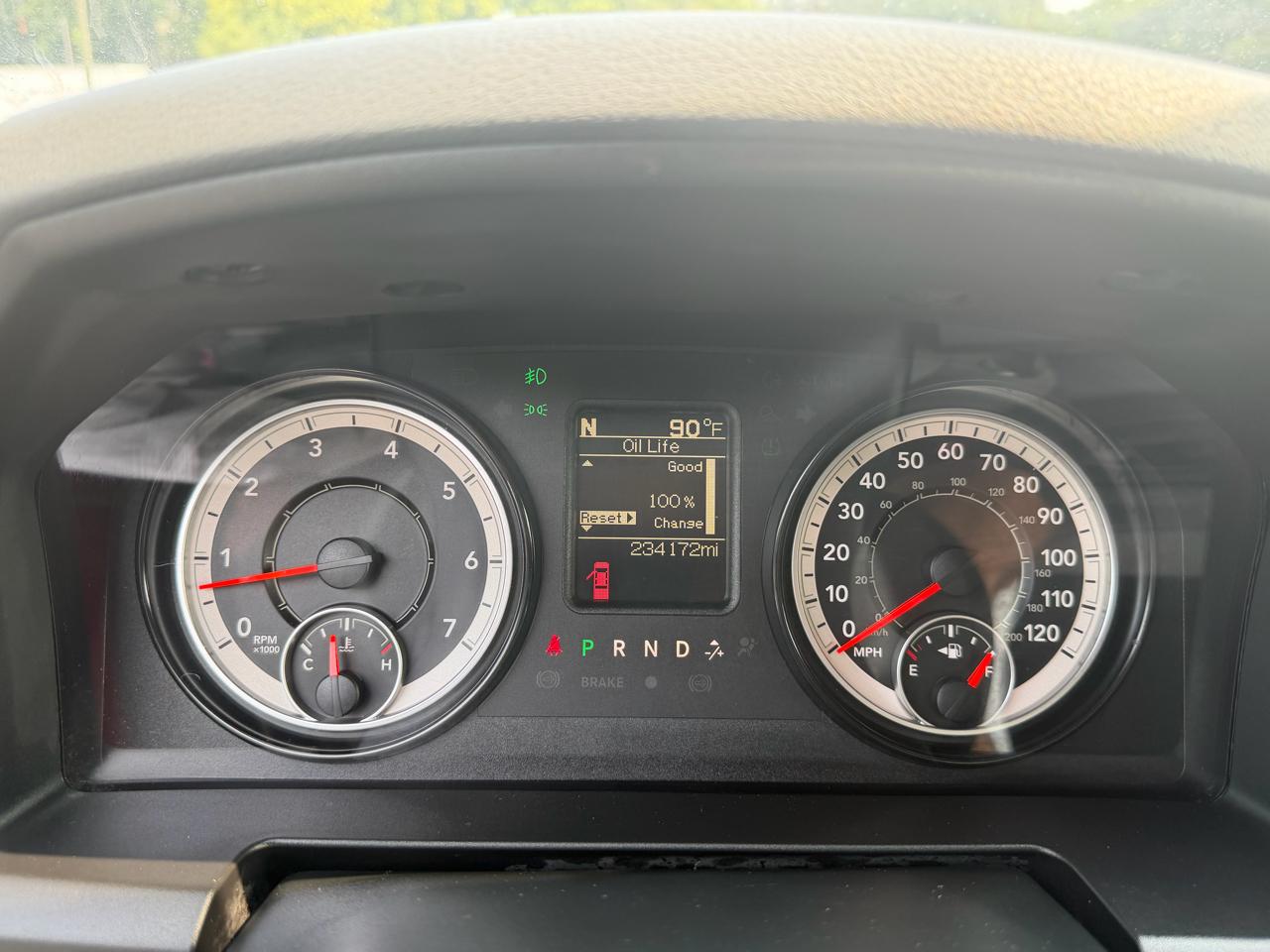 RAM 1500 Tradesman 4x4 Quad Cab 6'4" Box 2018