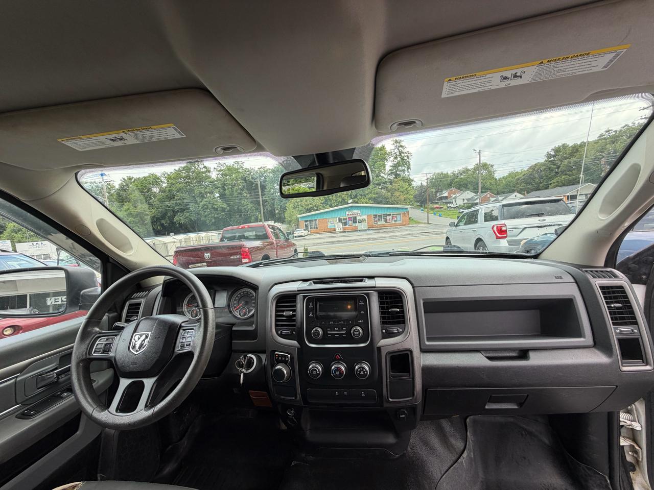RAM 1500 Tradesman Regular Cab LWB 2WD 2020
