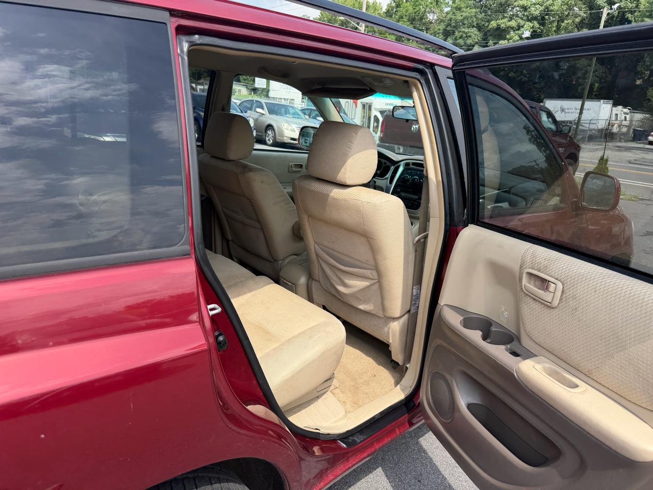 Toyota Highlander 2WD 4dr V6 w/3rd Row (Natl) 2005
