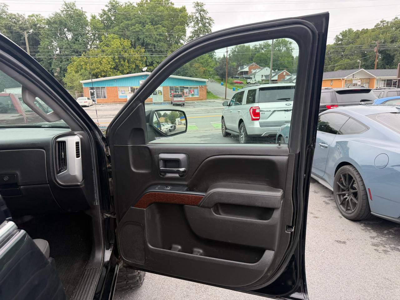 GMC Sierra 1500 SLE Crew Cab 4WD 2014