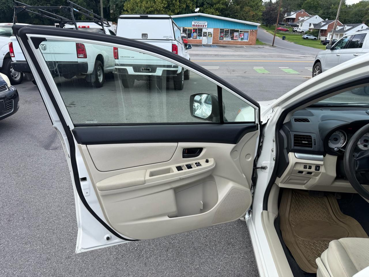 Subaru Impreza 2.0i 4-Door 2012