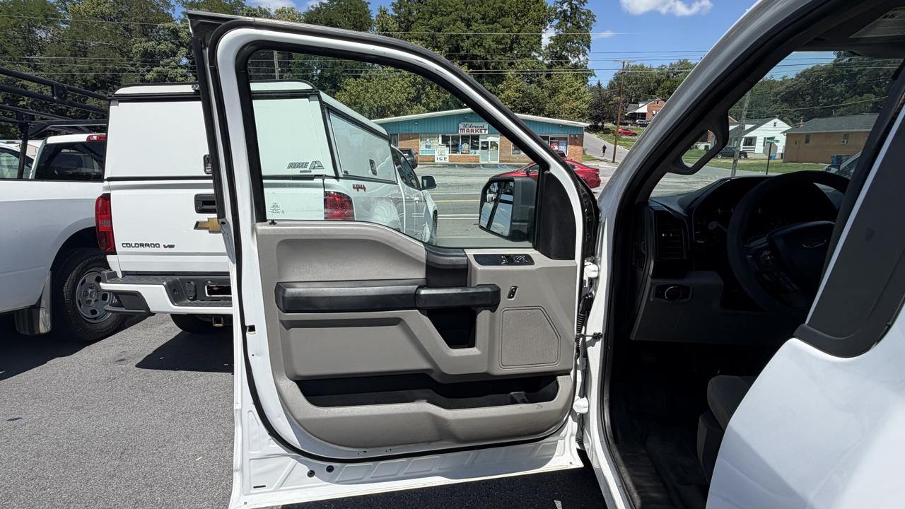 Ford F-150 XL 6.5-ft. Bed 2WD 2016