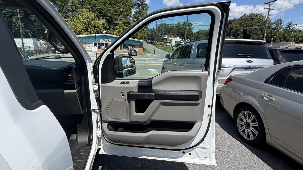 Ford F-150 XL 6.5-ft. Bed 2WD 2016