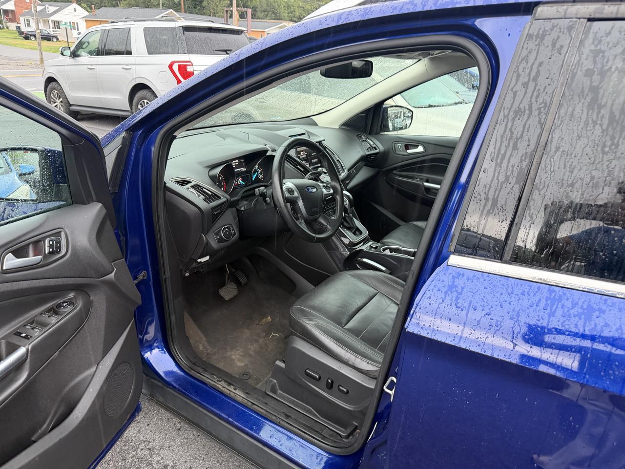 Ford Escape Titanium FWD 2014