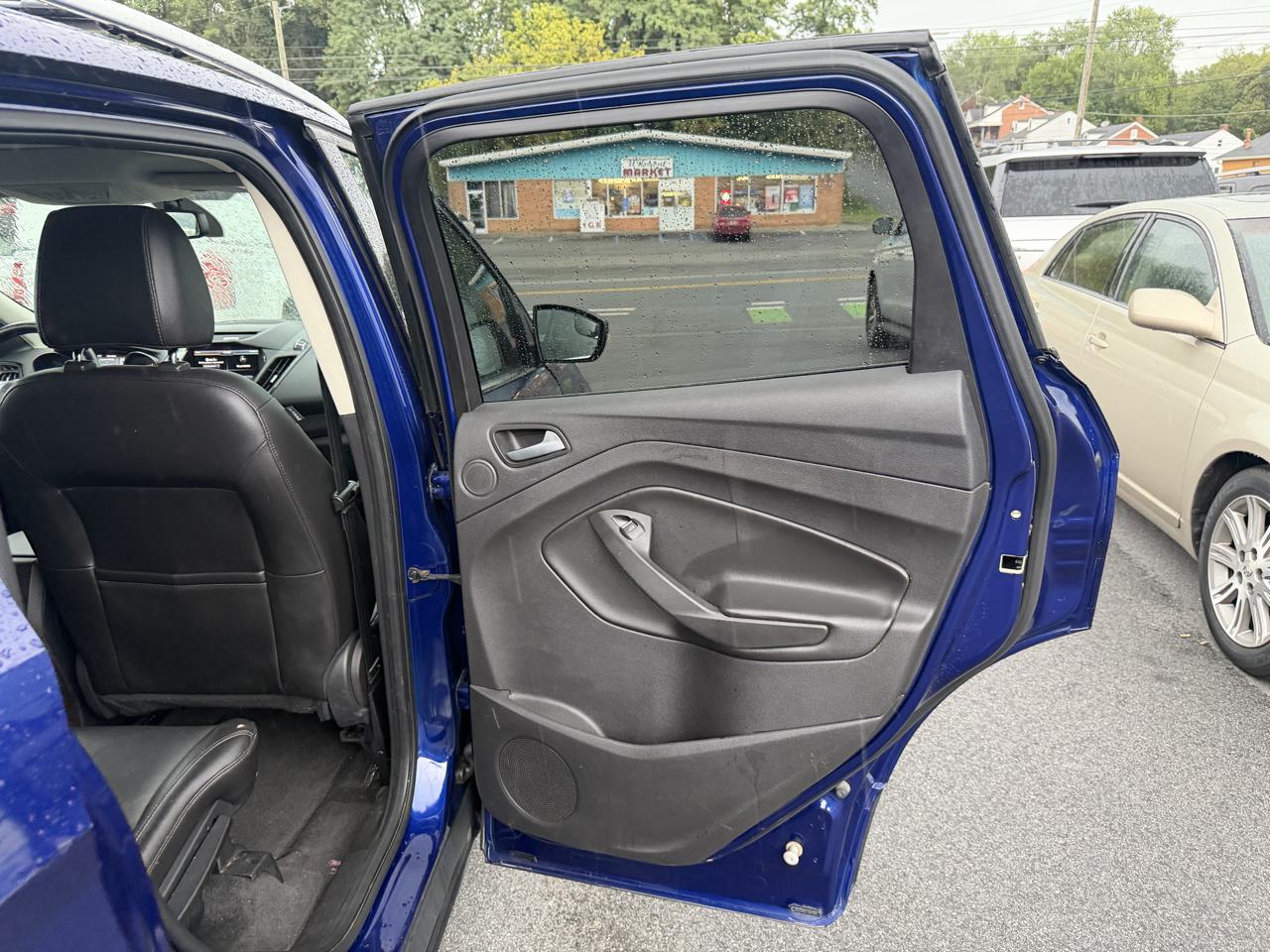 Ford Escape Titanium FWD 2014