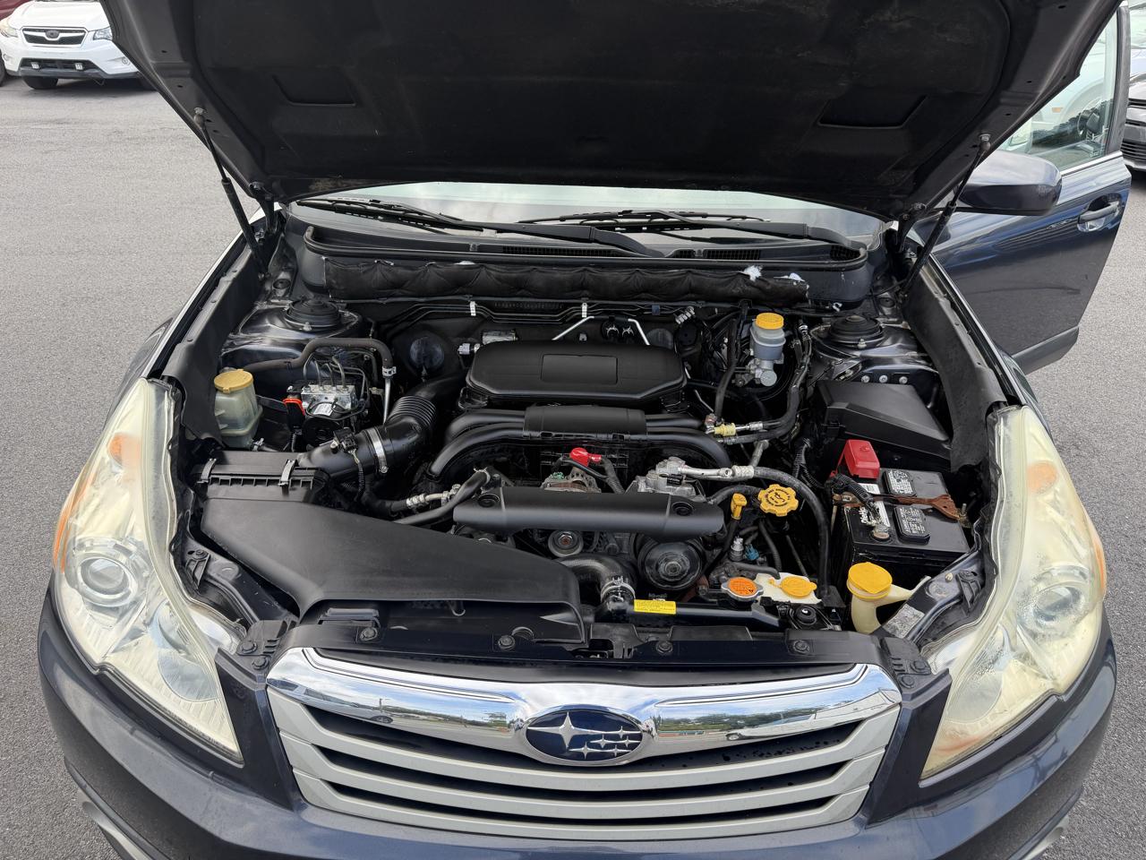 Subaru Outback 2.5i Premium 2010