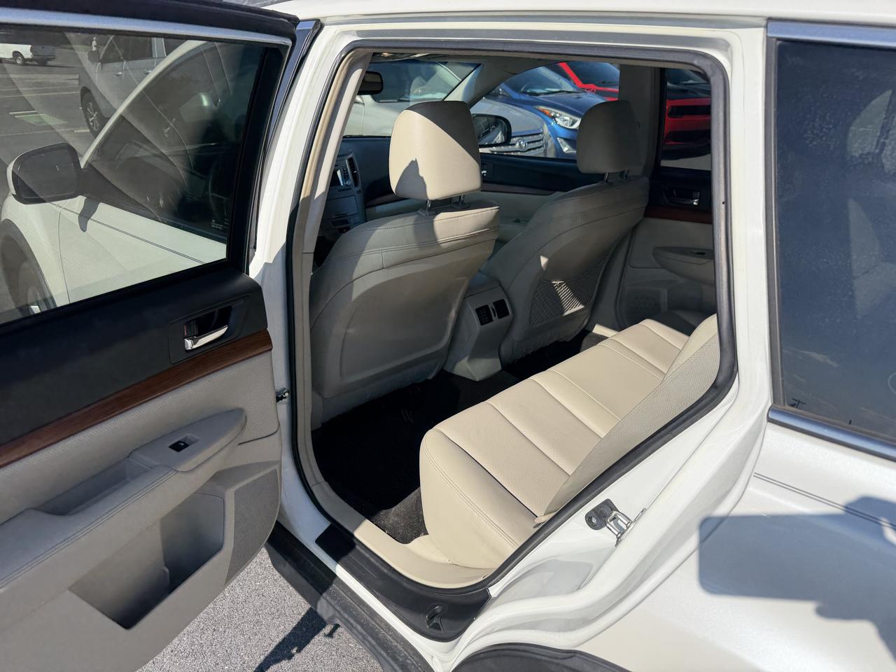 Subaru Outback 2.5i Limited 2013