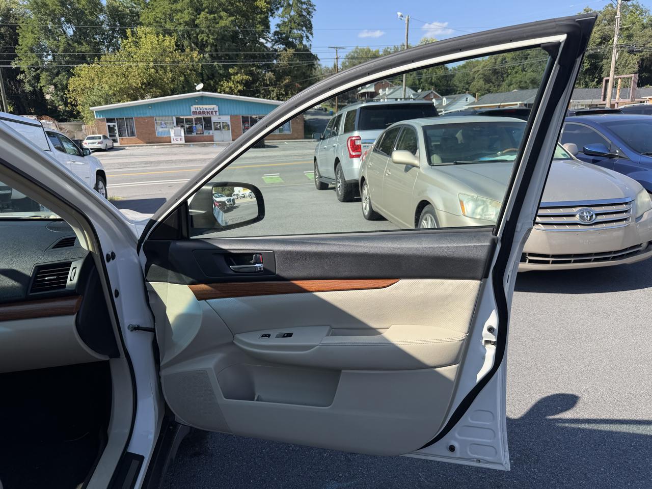 Subaru Outback 2.5i Limited 2013