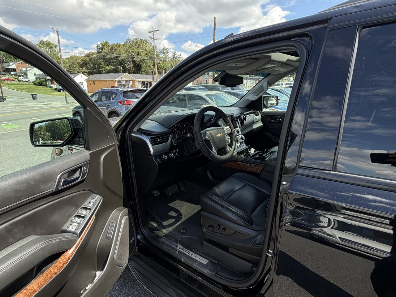 Chevrolet Suburban Premier 4WD 2019