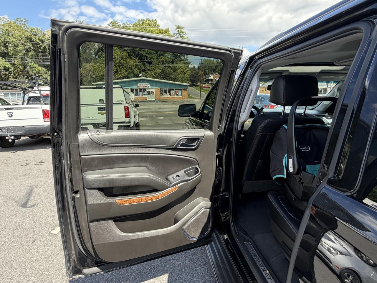 Chevrolet Suburban Premier 4WD 2019