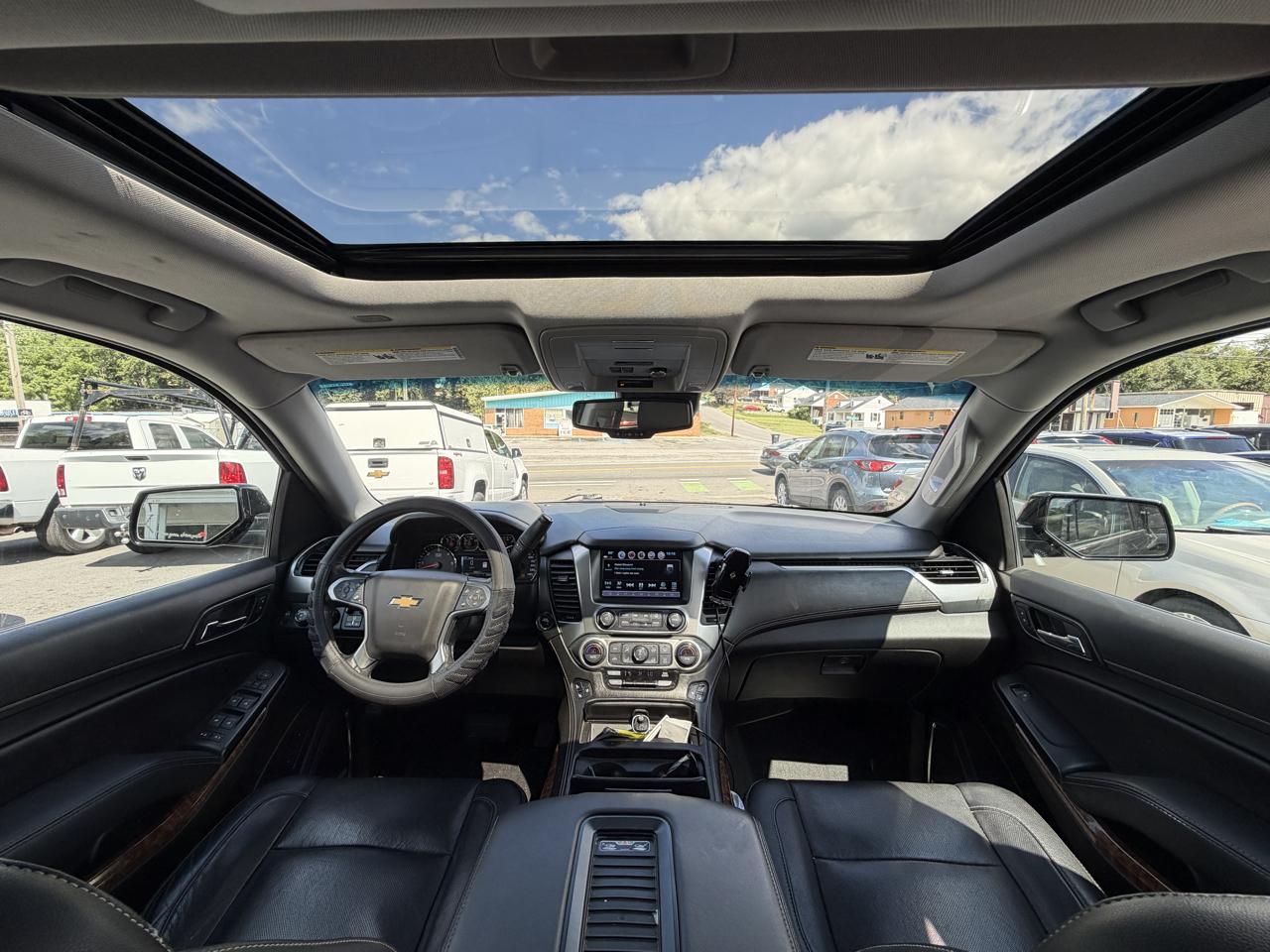 Chevrolet Suburban Premier 4WD 2019