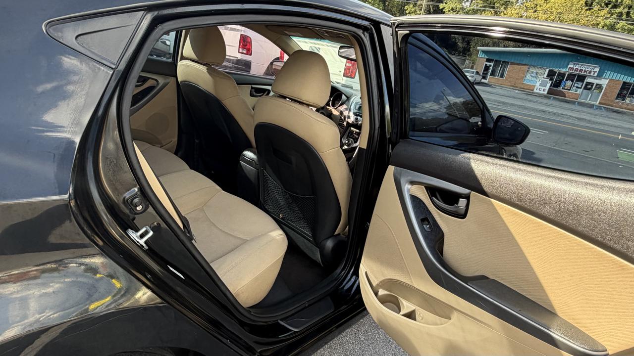 Hyundai Elantra 4dr Sdn Auto GLS 2011
