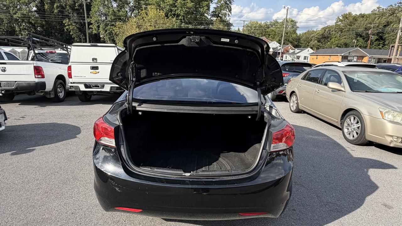 Hyundai Elantra 4dr Sdn Auto GLS 2011