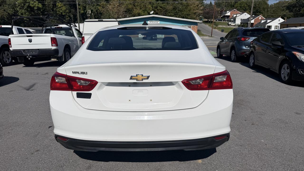 Chevrolet Malibu 4dr Sdn LS 2017