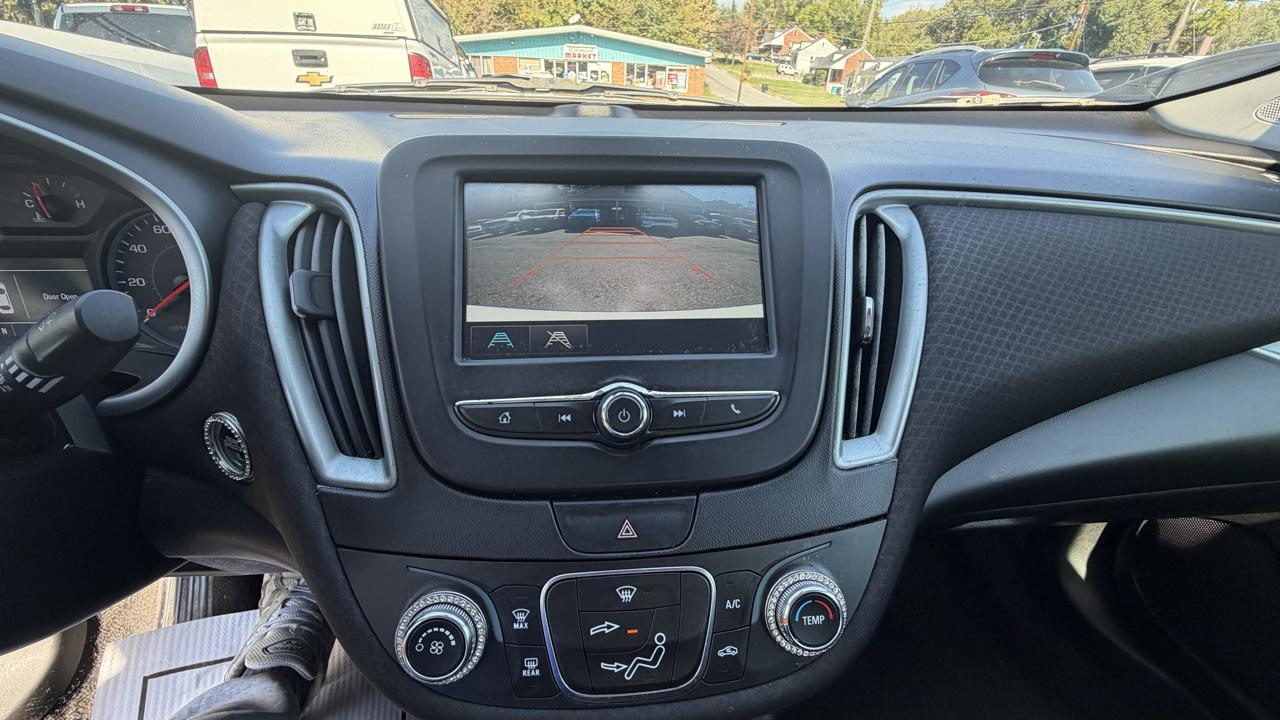 Chevrolet Malibu 4dr Sdn LS 2017