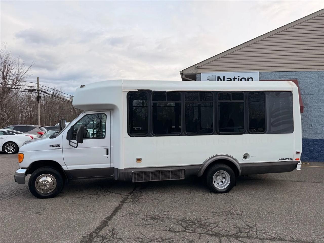 Ford Econoline E-450 2003