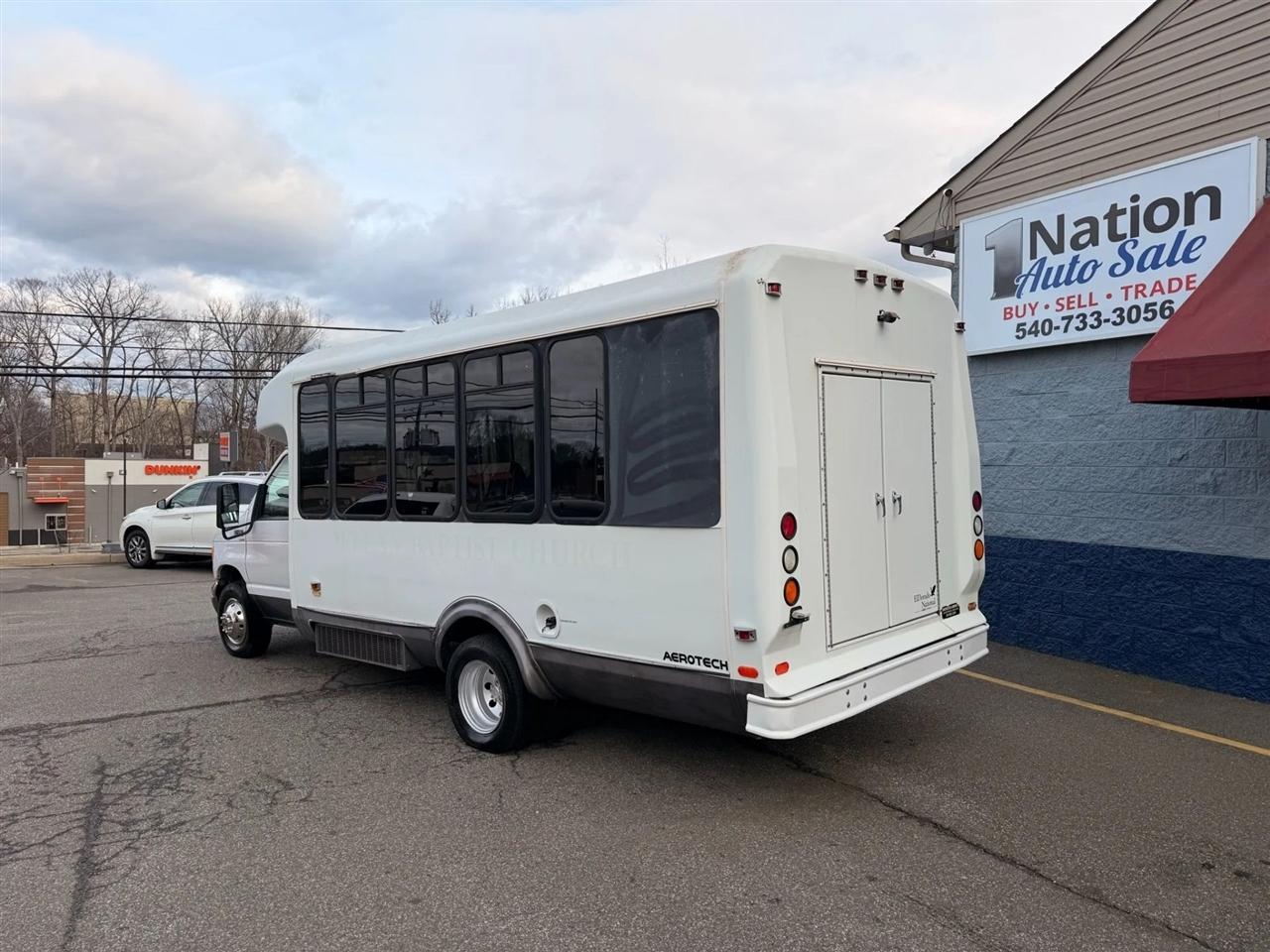 Ford Econoline E-450 2003