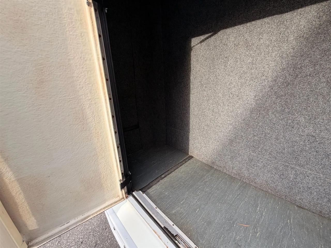 Ford Econoline E-450 2003