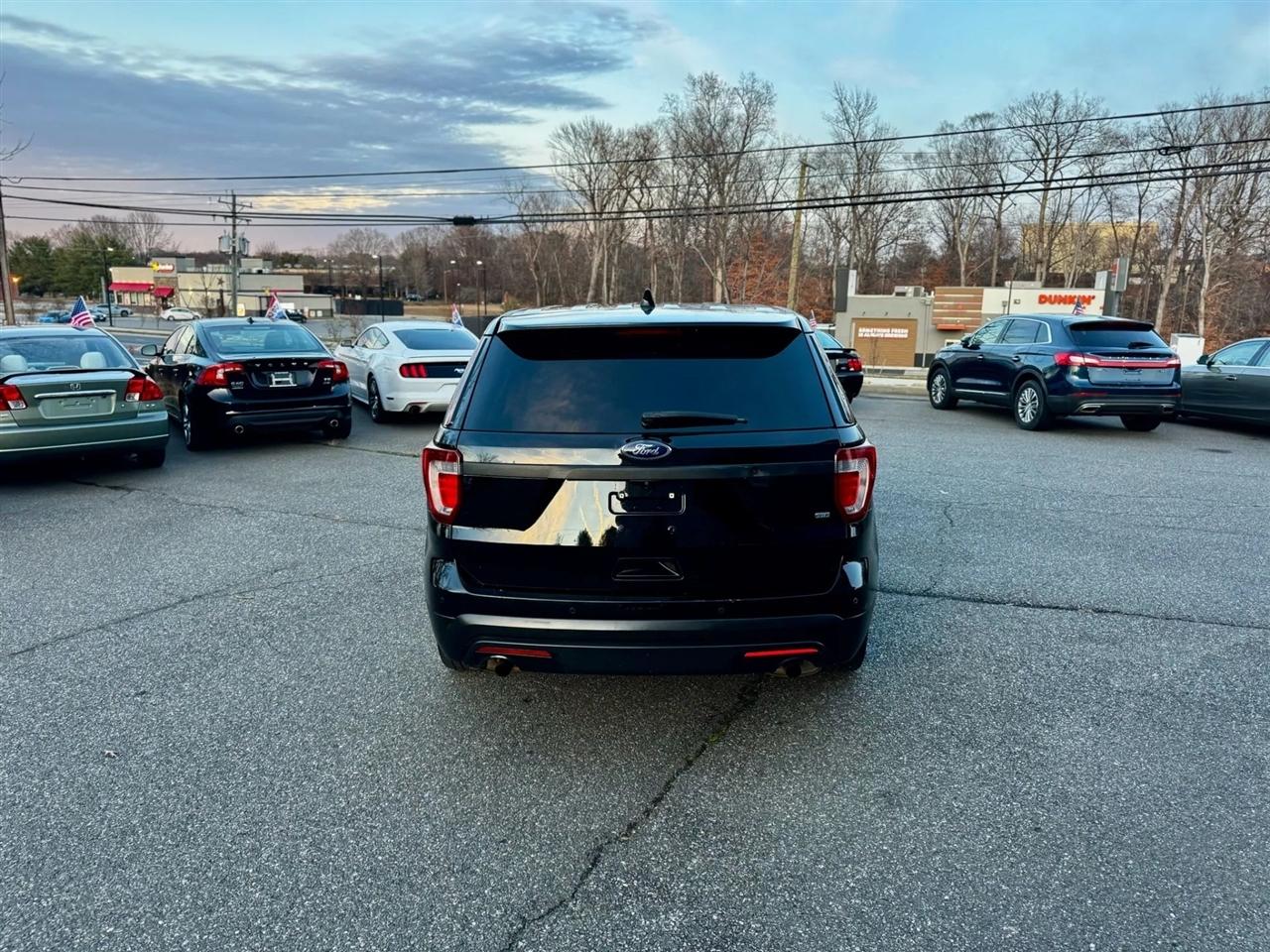 Ford Explorer Sport 4D SUV 4WD 2016