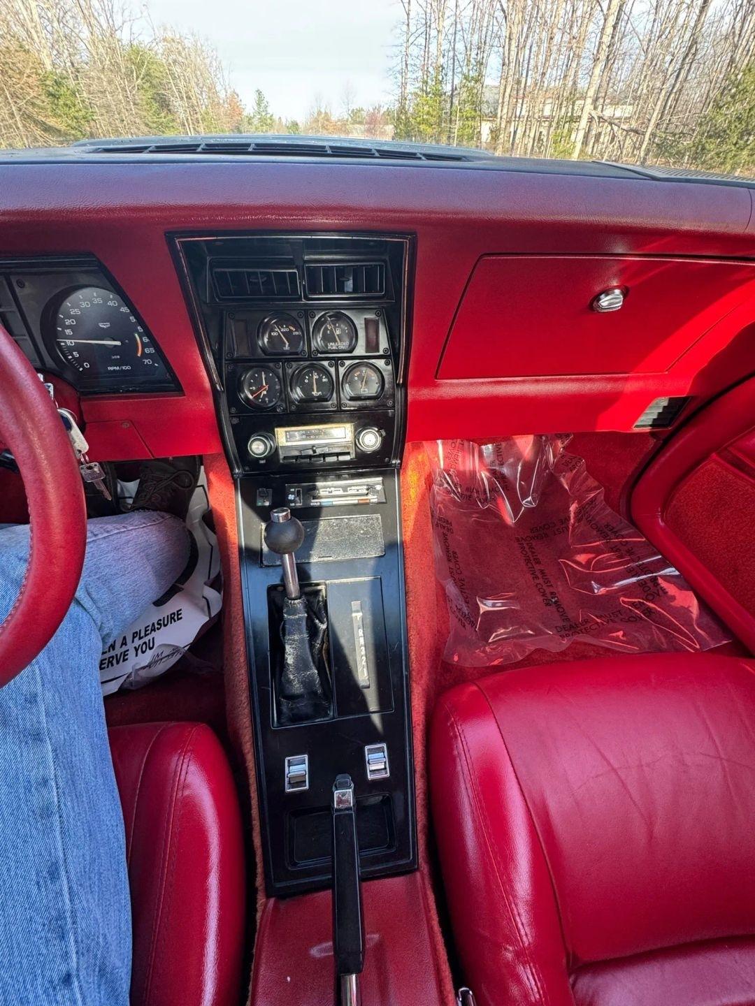 Chevrolet Corvette 1LT Convertible 1979