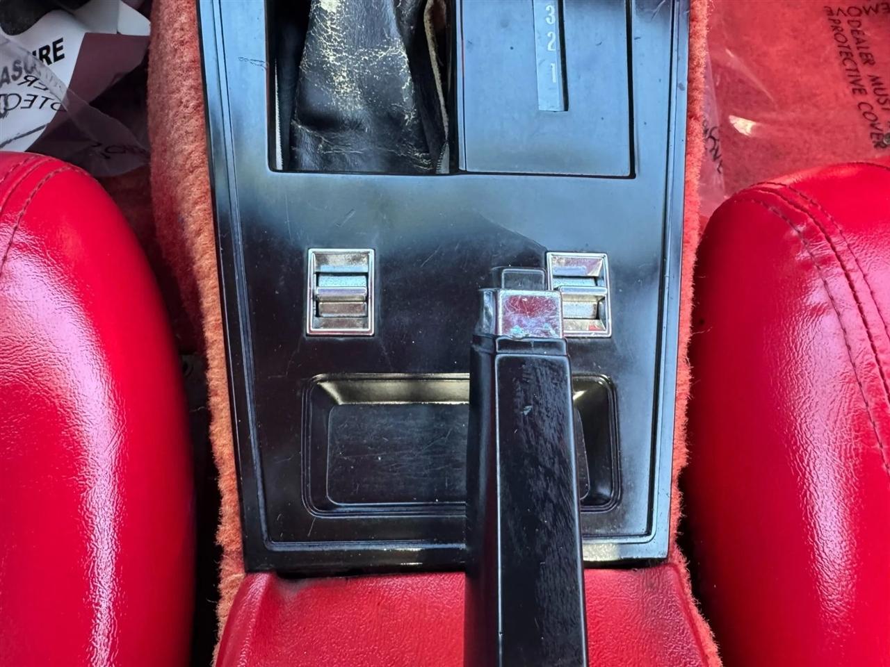 Chevrolet Corvette 1LT Convertible 1979