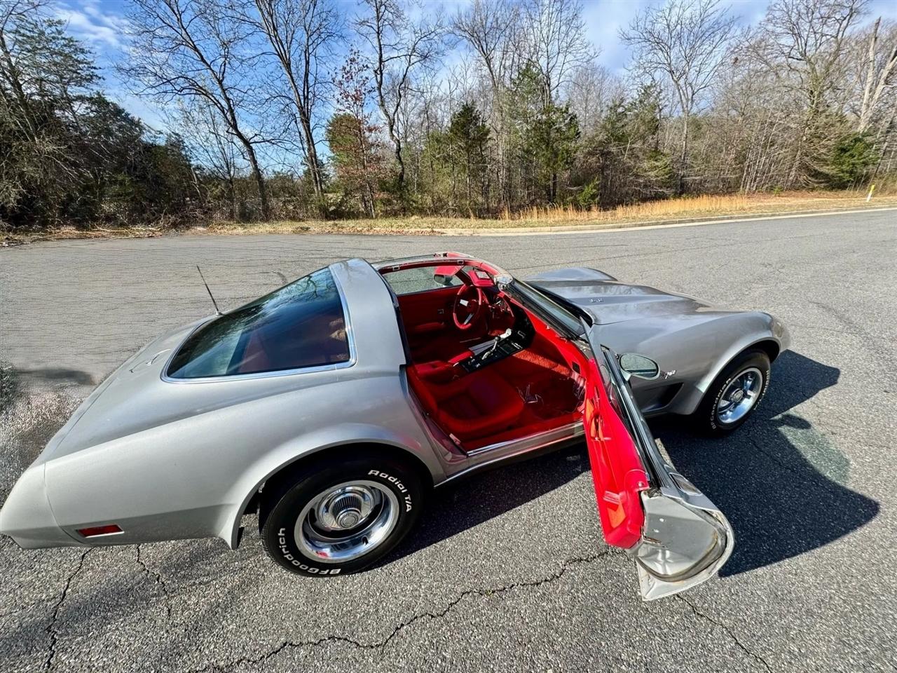Chevrolet Corvette 1LT Convertible 1979