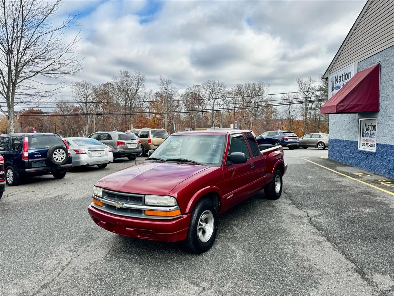 2000 Chevrolet S10 Pickup LS Ext. Cab 2WD