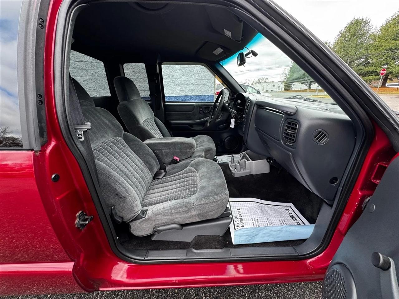 Chevrolet S10 Pickup LS Ext. Cab 2WD 2000