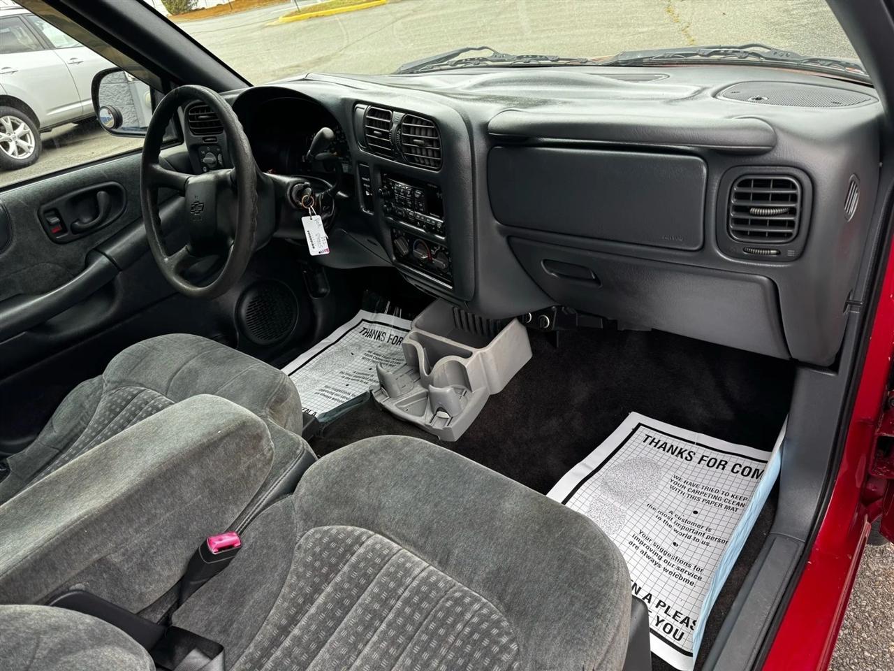 Chevrolet S10 Pickup LS Ext. Cab 2WD 2000