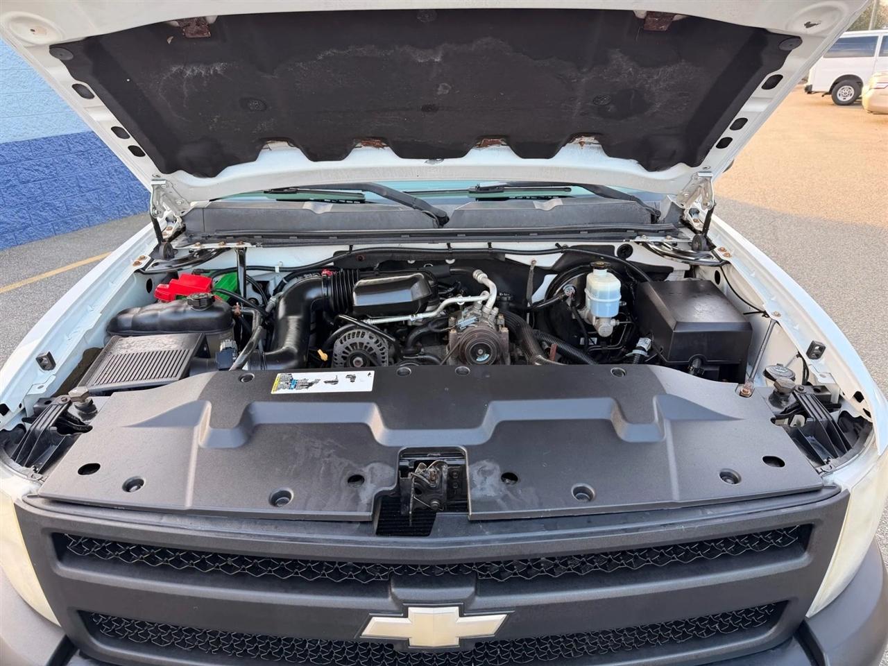 Chevrolet Silverado 1500 1LT Double Cab 4WD 2010