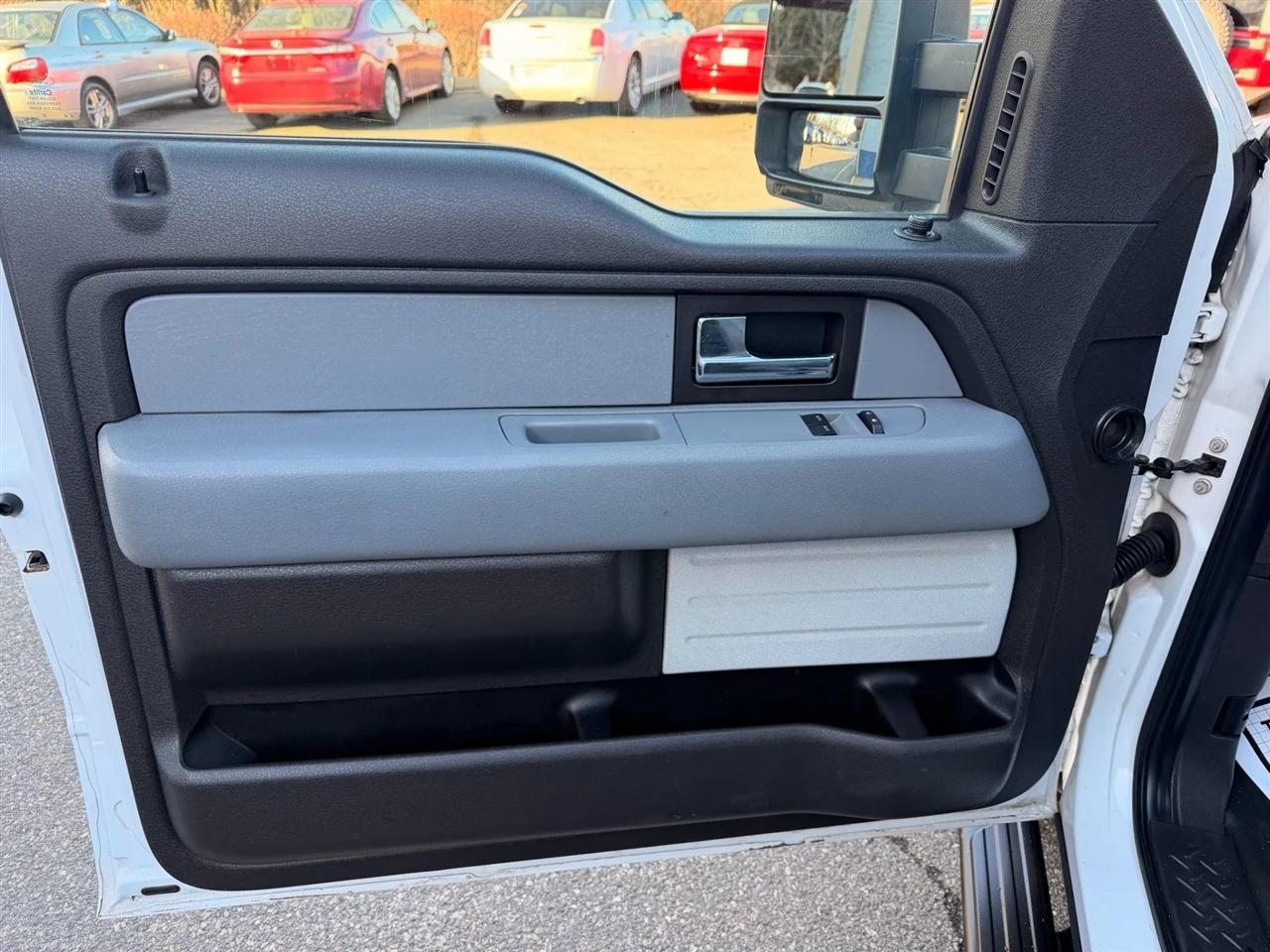 Ford F-150 STX 6.5-ft. Bed 4WD 2014