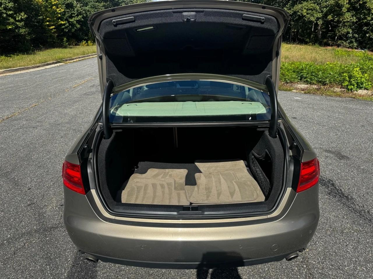 Audi A4 3.2 Sedan quattro Tiptronic 2009